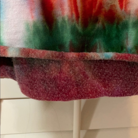 Comfort colors tie dyed sweatshirt - Picture 4 of 4